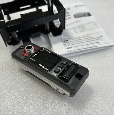 Keyence FD-Q10C Non‑Intrusive Clamp‑On Liquid Flow Sensor