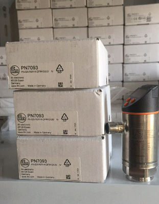 IFM PN7093 Pressure Sensor With Display PN-025-RER14-QFRKG/US/ /V
