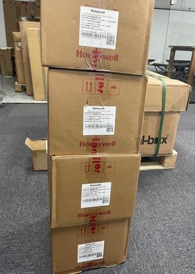 Honeywell STD725-F1AS4AS-1-C-AHS-11C-8-11A6FX Differential Pressure Transmitter with Standard Head and HART Protocol