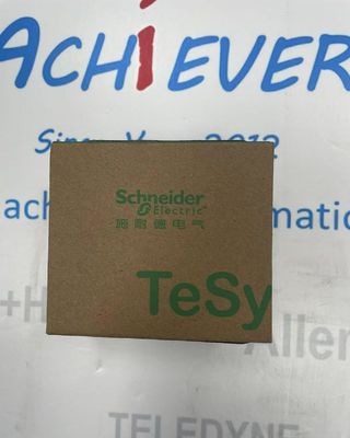 Durable Schneider Electric LRD21 Thermal Overload Relay with 7.874" 200.00mm Mounting Hole Spacing and NAMUR Interface
