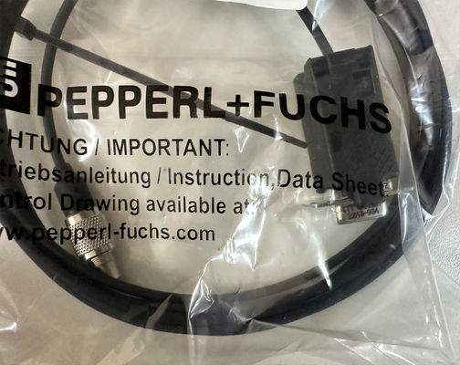 P&F UC-30GM-R2 Interface Cable for Labeling at the Front and Input Frequency 0.001 ... 10000 Hz