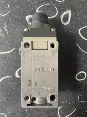 Omron D4A-3109N Compact Heavy Equipment Limit Switch with 32 GB SSD Storage
