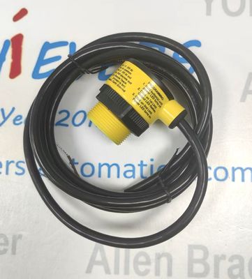 BANNER Engineering U-GAGE T30 Photoelectric Sensor