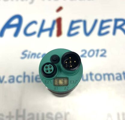  UCC1000-30GM-IUR2-V15 Ultrasonic Sensor