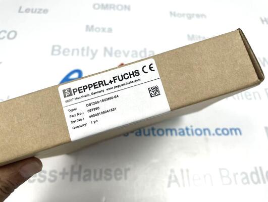 Pepperl+Fuchs OBT200-18GM-E4  Diffuse Photoelectric Sensor