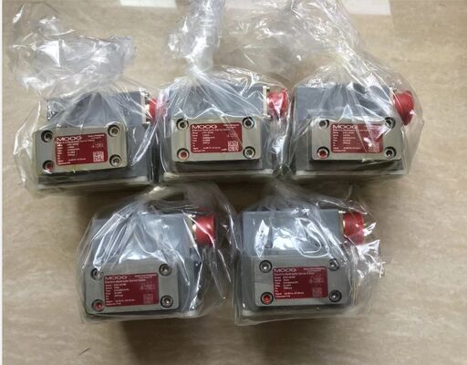 MOOG G761-3033B Electro-Hydraulic Servo Valve
