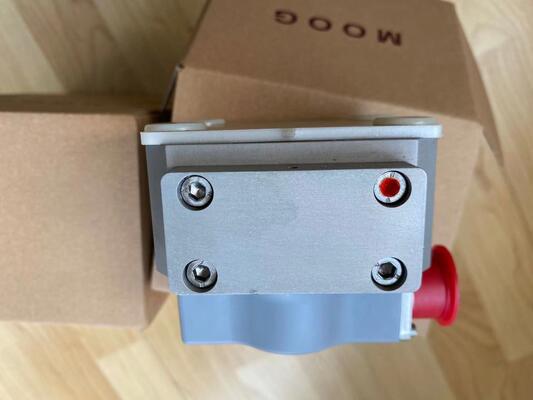 MOOG J761-003 Electro-Hydraulic Servo Valve