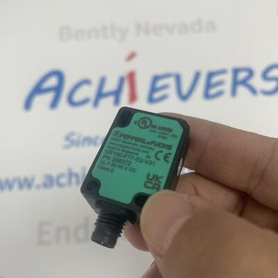 Pepperl+Fuchs UB100-F77-E2-V31 Ultrasonic Direct Detection Sensor