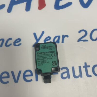  UB100-F77-E2-V31 Ultrasonic Direct Detection Sensor