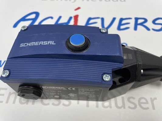 Schmersal ZQ 900-22 Heavy-Duty Emergency Pull Wire Safety Switch