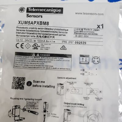 Telemecanique XUM5APXBM8 Miniature Diffuse Photoelectric Sensor