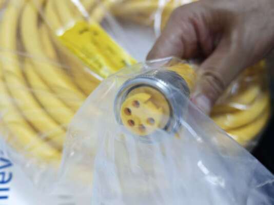 Turck RKM56‑15M Actuator and Sensor Cordset